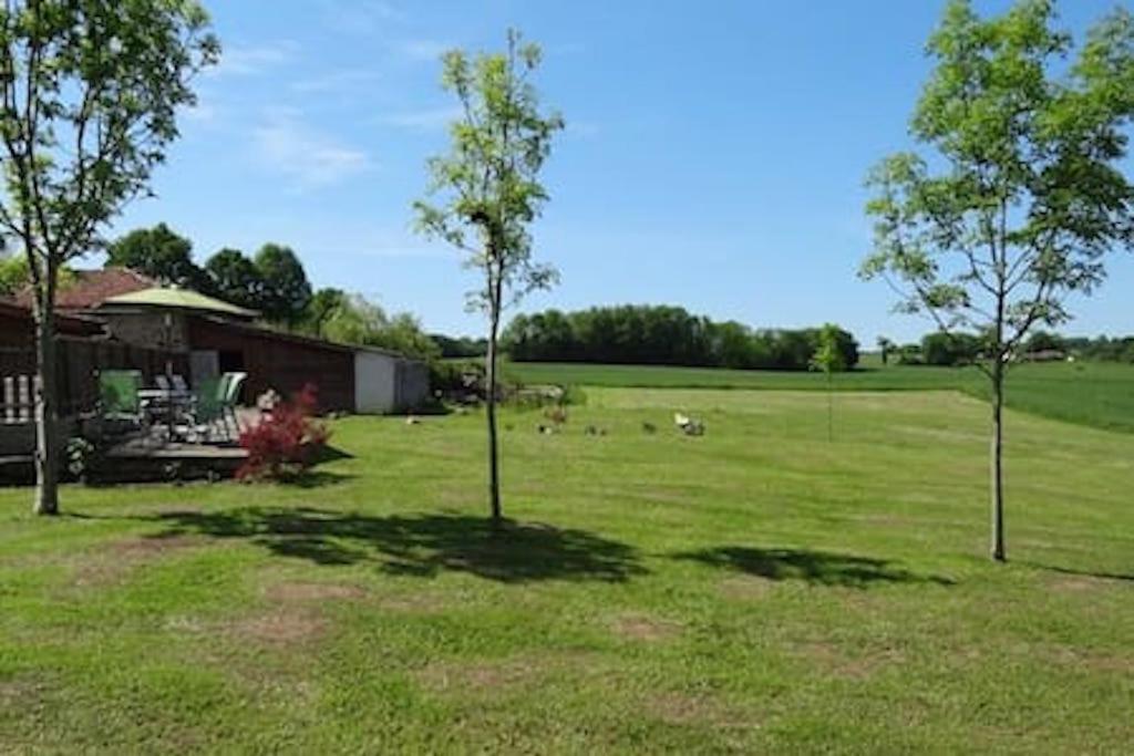 Les Verges Gites Exideuil-sur-Vienne Esterno foto